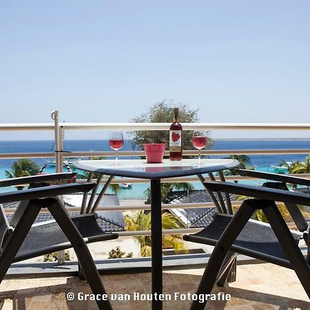Bonaire Seaside Apartments 외부 사진